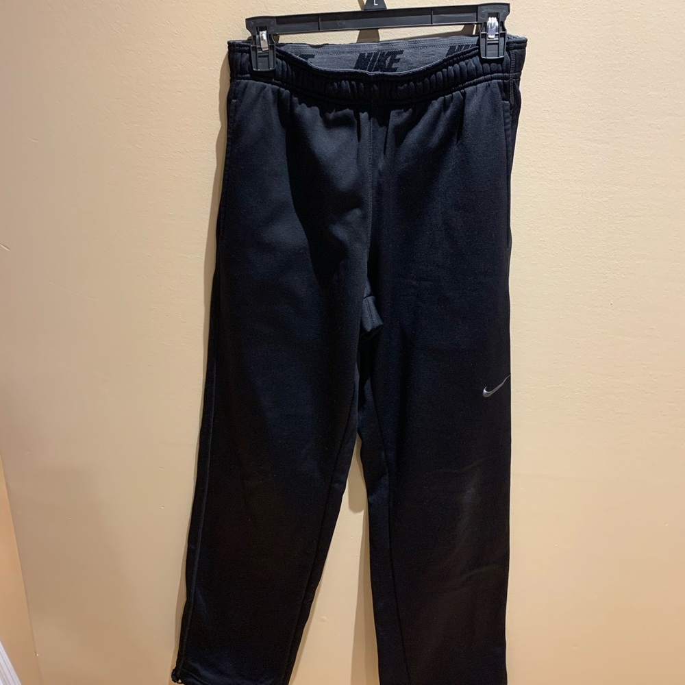 Nike Sweatpants (Therma-Fit)